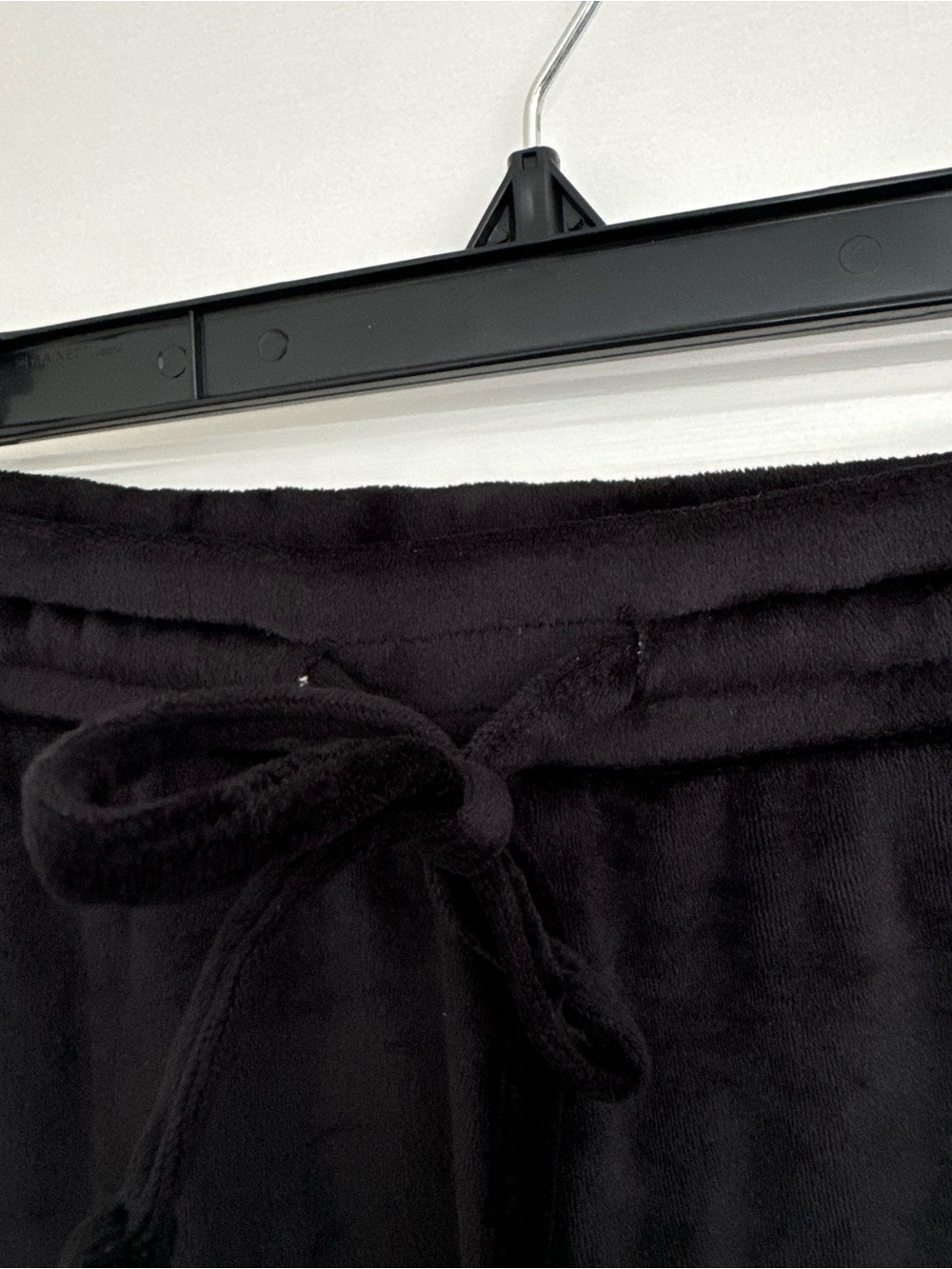 Juicy Couture Black Velour Rhinestone Logo Shorts medium - Picture 6 of 7